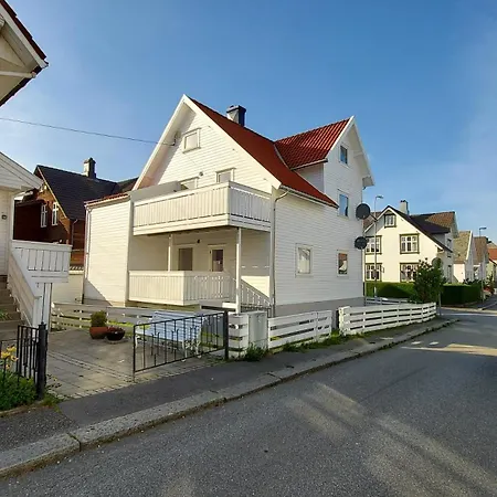 Lyse Fjord 3br Daire